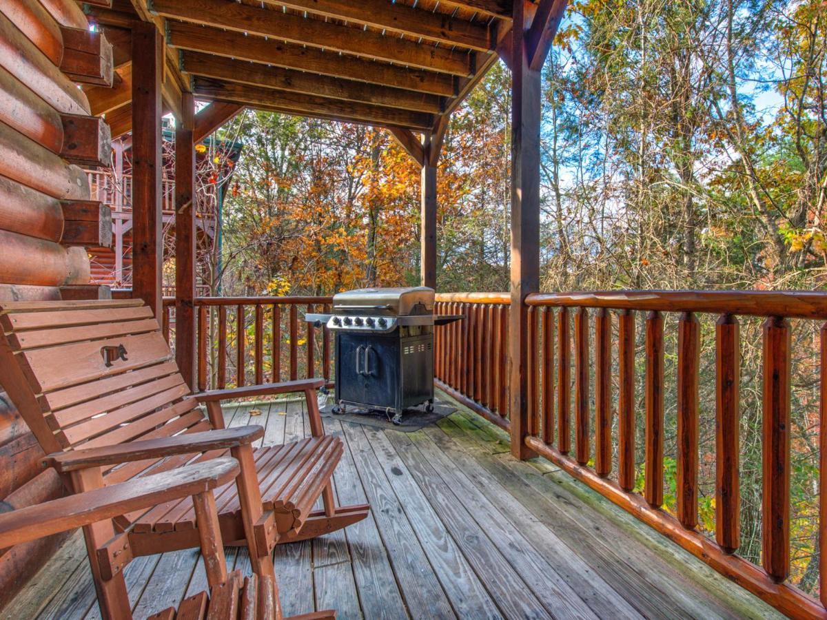 Family Ties Lodge Gatlinburg Exterior photo